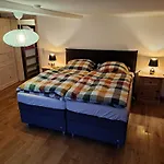 Сasa de vacaciones Gaestehaus Merlin Mit Saunabereich *