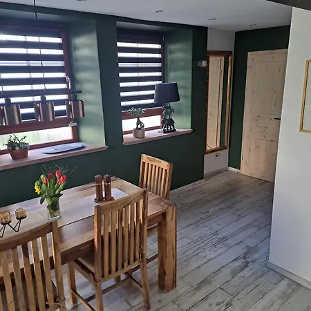 Gaestehaus Merlin Mit Saunabereich Ferienhaus