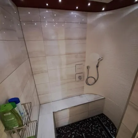 Gaestehaus Merlin Mit Saunabereich * باد بيرغزابيرن