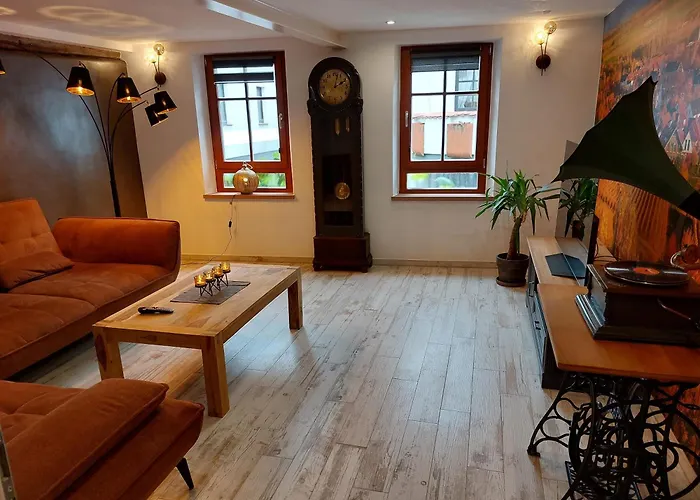 Gaestehaus Merlin Mit Saunabereich 別荘 バート・ベルクツァーバーン